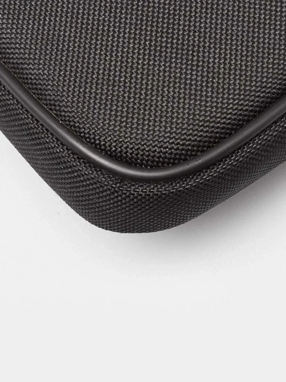 Gucci Black Nylon Butterfly L'Aveugle Par Amour Zip Pouch - Picture 6 of 10